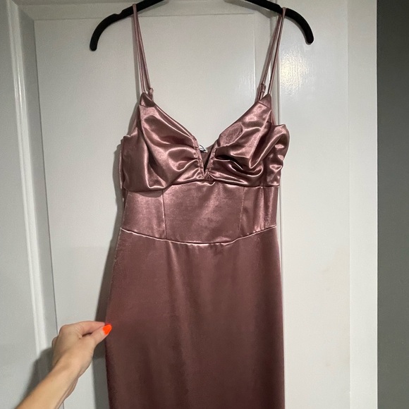 NWT fashion nova mermaid dress size medium ROSE color - Picture 5 of 7